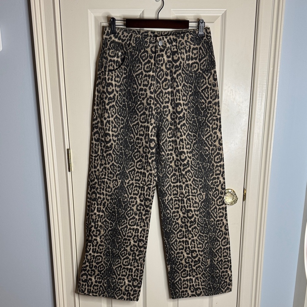 Leopard Print Wide Leg Jeans NWOT